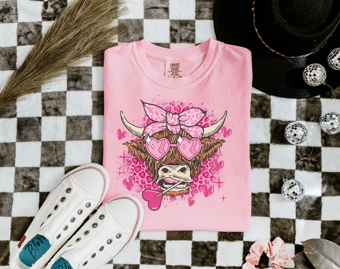 Valentine's Day Highland Cow